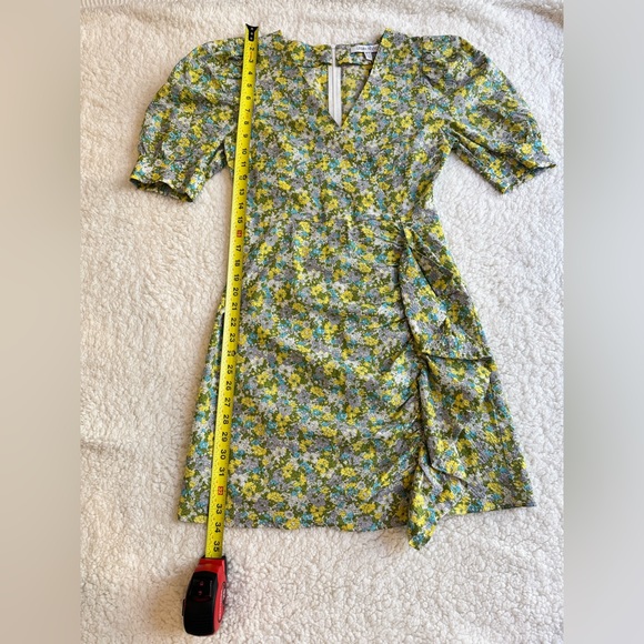 Urban Revivo Petra Yellow Retro Floral Wrap Puff Sleeve Mini Dress - Picture 4 of 6